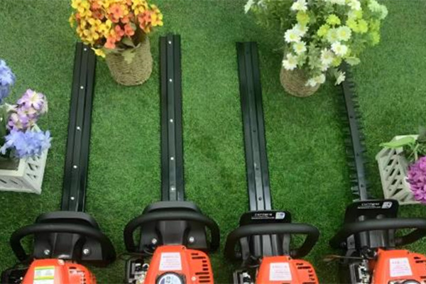 使用綠籬機刀片不但要掌握方法，還要注意這些事項！ 圖1